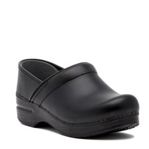 DANSKO Professional Black Oiled Clog 37 / US 6.5/7